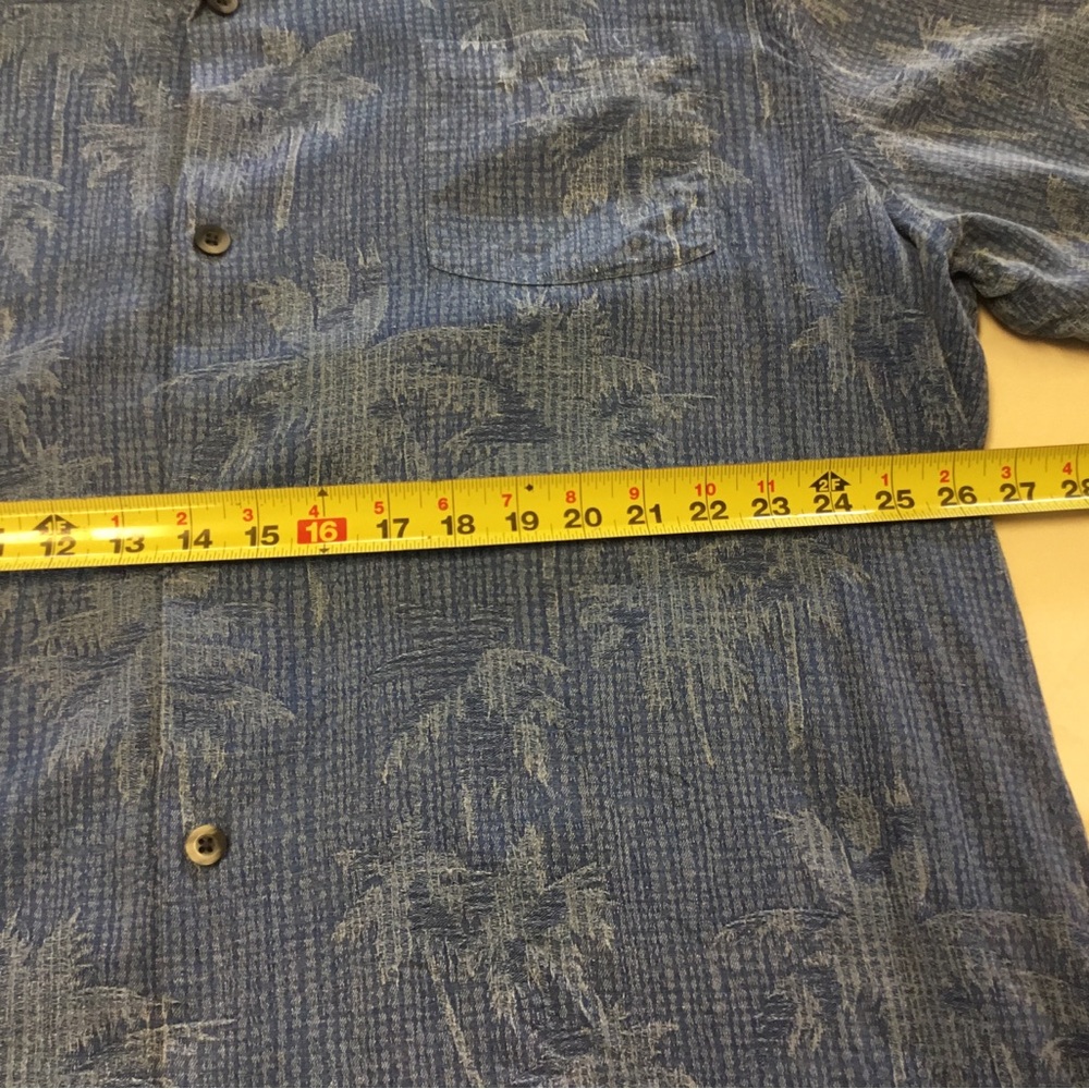 XXL Tommy Bahama 100% Silk Blue Men's Casual Shirt - Picture 3 of 6